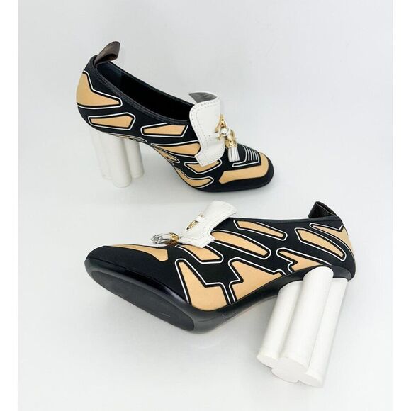 NWOT LOUIS VUITTON Spring/Summer Runway LV Logo Swift Heeled Loafers Size EU36 - Picture 9 of 15